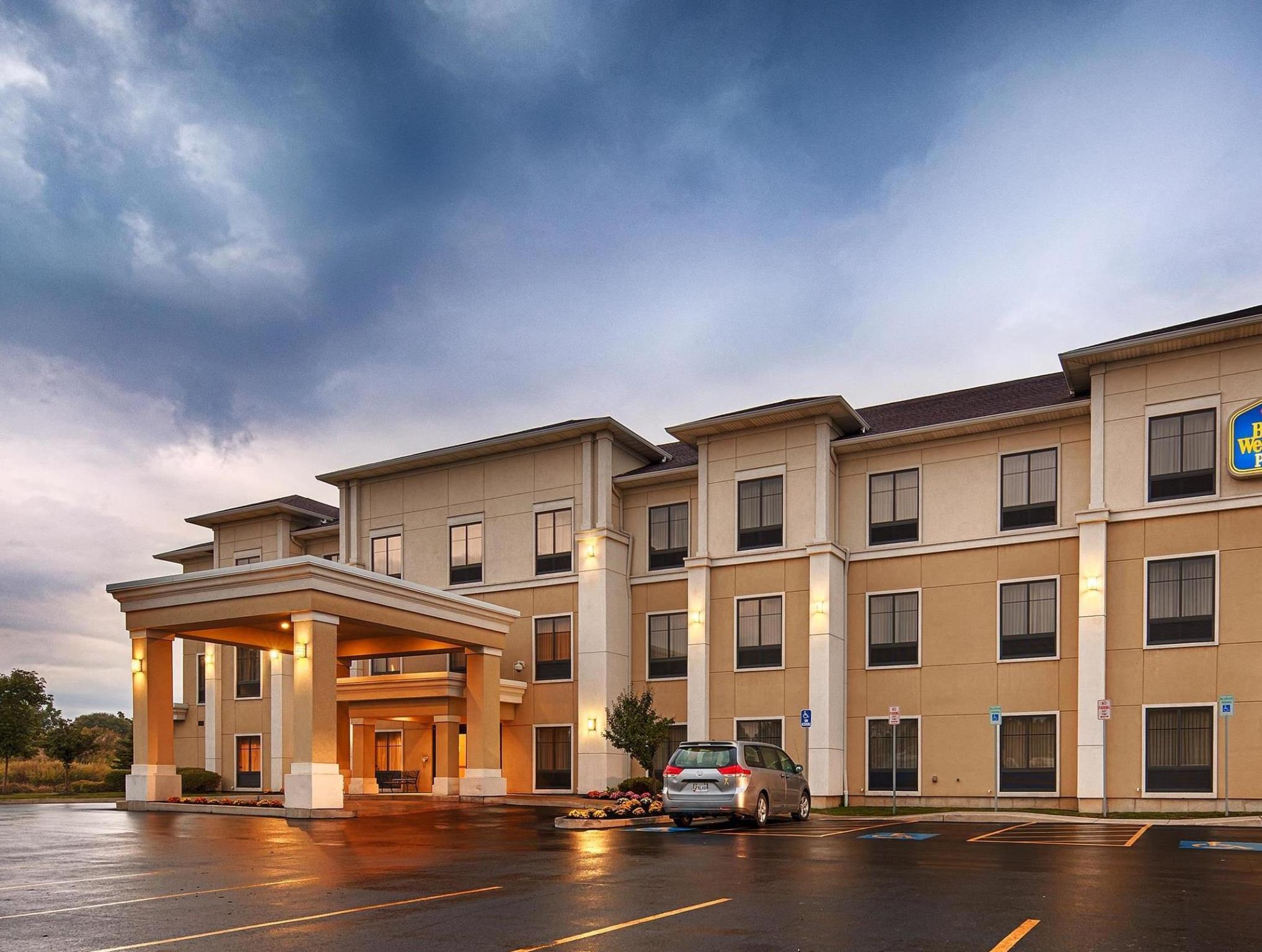 La Quinta By Wyndham Lackawanna Exterior foto